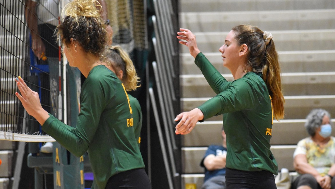 Volleyball Knocks Off Top-20 Ranked Lake-Sumter in 5 Sets